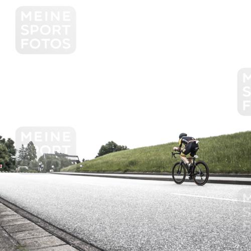 21.06.2026 - 29. Vierlanden-Triathlon H.Heesch http://msf.ph/oto/9873479 21.06.2026 12:30:12 Radfahren 770, 783 meine-sportfotos.de