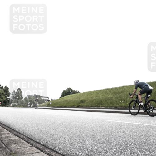 21.06.2026 - 29. Vierlanden-Triathlon H.Heesch http://msf.ph/oto/9873489 21.06.2026 12:30:13 Radfahren 770, 783 meine-sportfotos.de