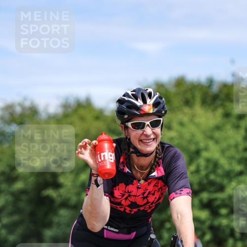 21.06.2026 - Viking Triathlon Michael Burmester http://msf.ph/oto/9873508 21.06.2026 12:49:01 Radfahren 44, 52, 316, 379, 455, 666 meine-sportfotos.de