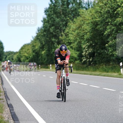 21.06.2026 - Viking Triathlon Michael Burmester http://msf.ph/oto/9873534 21.06.2026 12:49:25 Radfahren 155, 155, 163, 368 meine-sportfotos.de