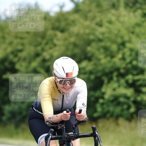 21.06.2026 - Viking Triathlon Michael Burmester http://msf.ph/oto/9873566 21.06.2026 12:49:39 Radfahren 155, 260, 268, 368 meine-sportfotos.de