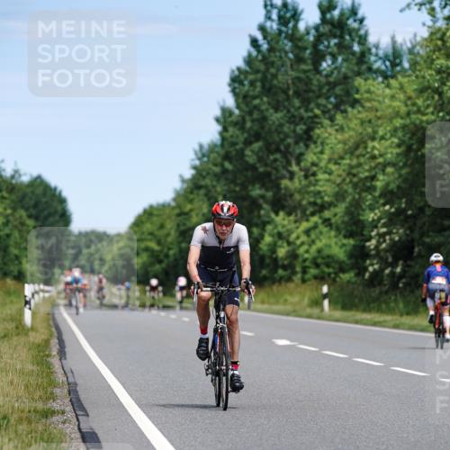 21.06.2026 - Viking Triathlon Michael Burmester http://msf.ph/oto/9873599 21.06.2026 12:50:24 Radfahren 26, 101, 211, 261, 375, 661 meine-sportfotos.de