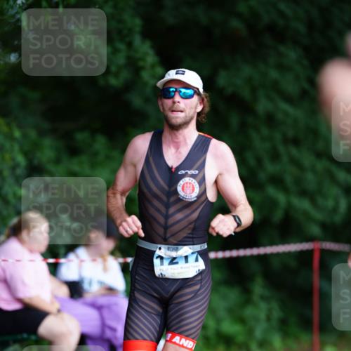 21.06.2026 - 29. Vierlanden-Triathlon LAZAROV Photography http://msf.ph/oto/9873629 21.06.2026 14:26:41 Laufen 1910, 1217 meine-sportfotos.de