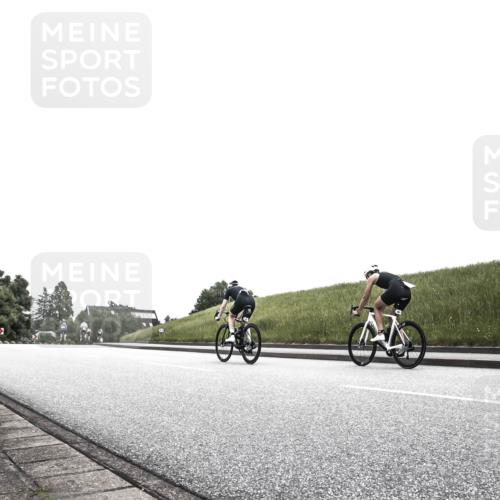 21.06.2026 - 29. Vierlanden-Triathlon H.Heesch http://msf.ph/oto/9873638 21.06.2026 12:31:30 Radfahren 658, 940 meine-sportfotos.de