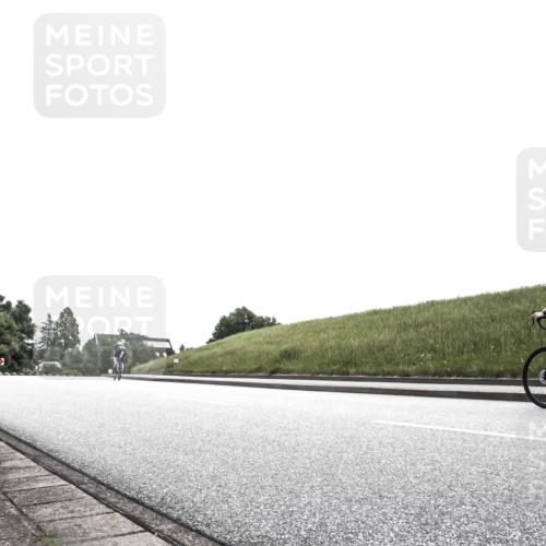 21.06.2026 - 29. Vierlanden-Triathlon H.Heesch http://msf.ph/oto/9873645 21.06.2026 12:31:37 Radfahren 901 meine-sportfotos.de