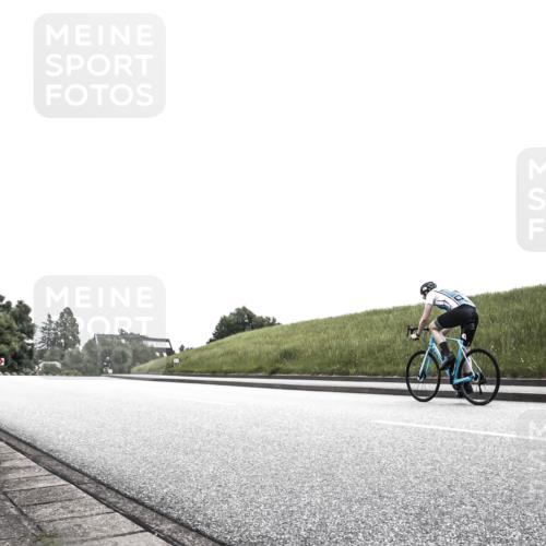 21.06.2026 - 29. Vierlanden-Triathlon H.Heesch http://msf.ph/oto/9873663 21.06.2026 12:31:45 Radfahren 772, 947 meine-sportfotos.de