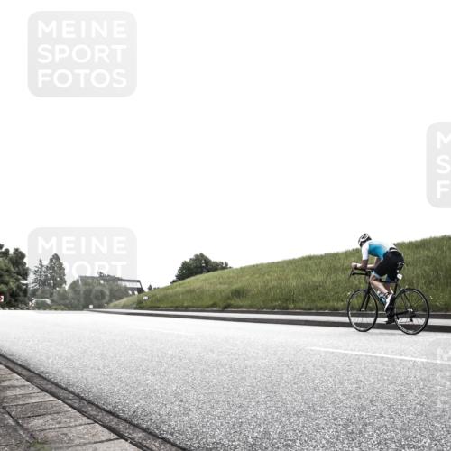 21.06.2026 - 29. Vierlanden-Triathlon H.Heesch http://msf.ph/oto/9873708 21.06.2026 12:32:16 Radfahren 828, 863, 897, 980 meine-sportfotos.de
