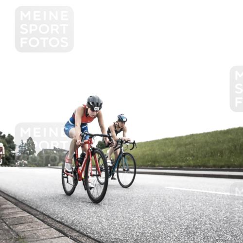 21.06.2026 - 29. Vierlanden-Triathlon H.Heesch http://msf.ph/oto/9873754 21.06.2026 12:33:30 Radfahren 1000, 1003, 1017 meine-sportfotos.de