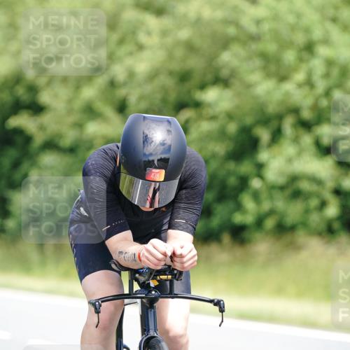 21.06.2026 - Viking Triathlon Michael Burmester http://msf.ph/oto/9873802 21.06.2026 12:51:47 Radfahren 196, 365, 617 meine-sportfotos.de