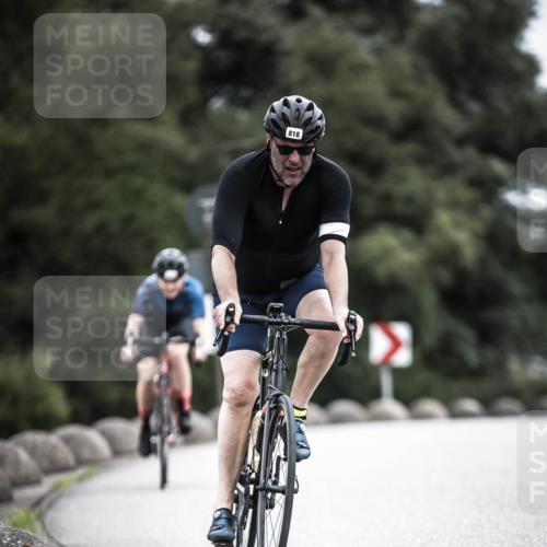 21.06.2026 - 29. Vierlanden-Triathlon H.Heesch http://msf.ph/oto/9873835 21.06.2026 12:15:55 Radfahren 818, 833, 852 meine-sportfotos.de