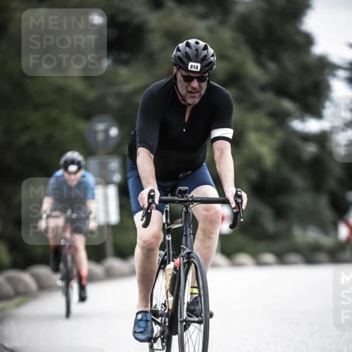 21.06.2026 - 29. Vierlanden-Triathlon H.Heesch http://msf.ph/oto/9873852 21.06.2026 12:15:56 Radfahren 818, 833, 852 meine-sportfotos.de