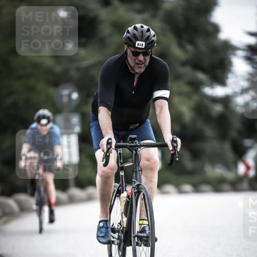 21.06.2026 - 29. Vierlanden-Triathlon H.Heesch http://msf.ph/oto/9873857 21.06.2026 12:15:56 Radfahren 818, 833, 852 meine-sportfotos.de