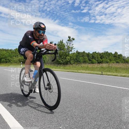 21.06.2026 - Viking Triathlon Michael Burmester http://msf.ph/oto/9873913 21.06.2026 12:44:40 Radfahren 53, 59, 102, 341, 395, 456, 534, 623 meine-sportfotos.de