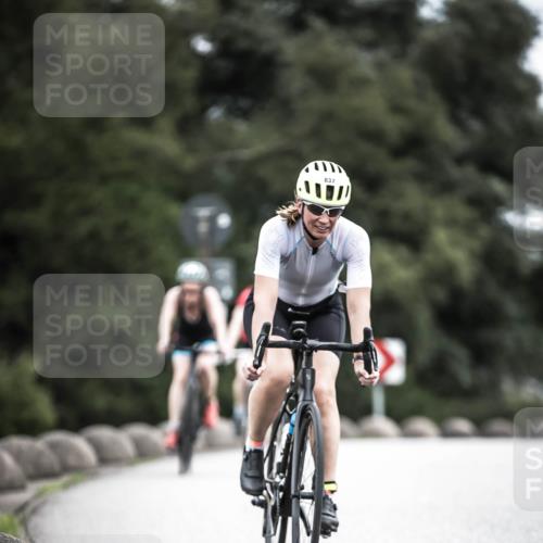 21.06.2026 - 29. Vierlanden-Triathlon H.Heesch http://msf.ph/oto/9874001 21.06.2026 12:16:10 Radfahren 834, 837, 856, 861 meine-sportfotos.de