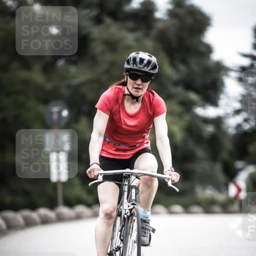 21.06.2026 - 29. Vierlanden-Triathlon H.Heesch http://msf.ph/oto/9874117 21.06.2026 12:16:12 Radfahren 820, 834, 837, 856, 861 meine-sportfotos.de