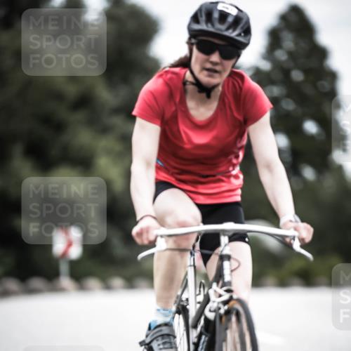 21.06.2026 - 29. Vierlanden-Triathlon H.Heesch http://msf.ph/oto/9874152 21.06.2026 12:16:13 Radfahren 820, 834, 837, 856, 861 meine-sportfotos.de