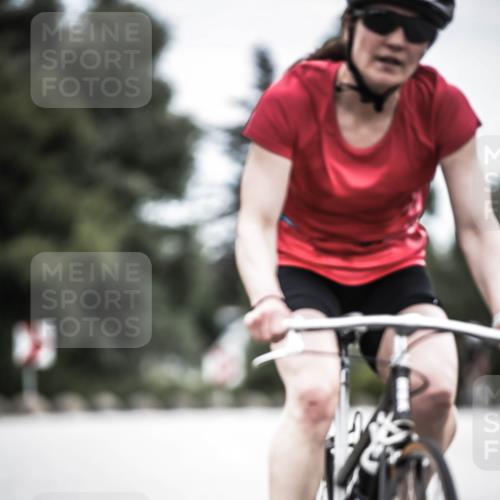 21.06.2026 - 29. Vierlanden-Triathlon H.Heesch http://msf.ph/oto/9874164 21.06.2026 12:16:13 Radfahren 820, 834, 837, 856, 861 meine-sportfotos.de