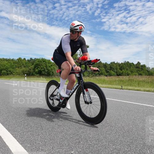 21.06.2026 - Viking Triathlon Michael Burmester http://msf.ph/oto/9874167 21.06.2026 12:46:48 Radfahren 16, 36, 81, 105, 165, 184, 364, 407, 457, 530, 629, 634 meine-sportfotos.de