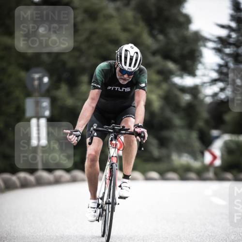 21.06.2026 - 29. Vierlanden-Triathlon H.Heesch http://msf.ph/oto/9874174 21.06.2026 12:16:21 Radfahren 771, 820 meine-sportfotos.de