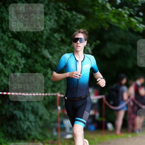 21.06.2026 - 29. Vierlanden-Triathlon LAZAROV Photography http://msf.ph/oto/9874211 21.06.2026 14:56:49 Laufen  meine-sportfotos.de