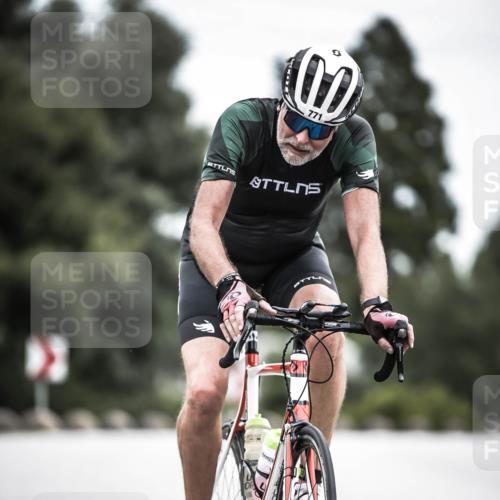 21.06.2026 - 29. Vierlanden-Triathlon H.Heesch http://msf.ph/oto/9874231 21.06.2026 12:16:22 Radfahren 771, 820 meine-sportfotos.de