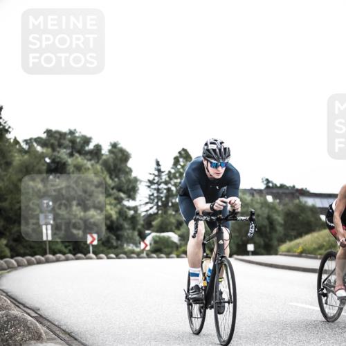 21.06.2026 - 29. Vierlanden-Triathlon H.Heesch http://msf.ph/oto/9874262 21.06.2026 12:16:37 Radfahren 662, 847 meine-sportfotos.de