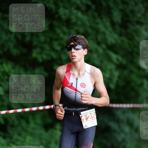 21.06.2026 - 29. Vierlanden-Triathlon LAZAROV Photography http://msf.ph/oto/9874274 21.06.2026 14:57:14 Laufen 125, 14 meine-sportfotos.de