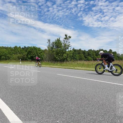 21.06.2026 - Viking Triathlon Michael Burmester http://msf.ph/oto/9874275 21.06.2026 12:48:11 Radfahren 57, 73, 124, 126, 166, 232, 273, 608, 644 meine-sportfotos.de