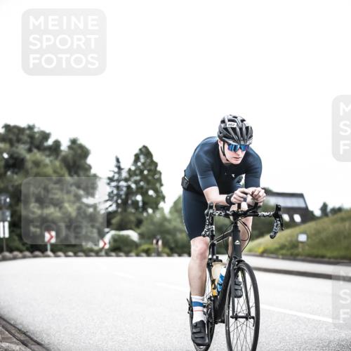 21.06.2026 - 29. Vierlanden-Triathlon H.Heesch http://msf.ph/oto/9874280 21.06.2026 12:16:37 Radfahren 662, 847 meine-sportfotos.de