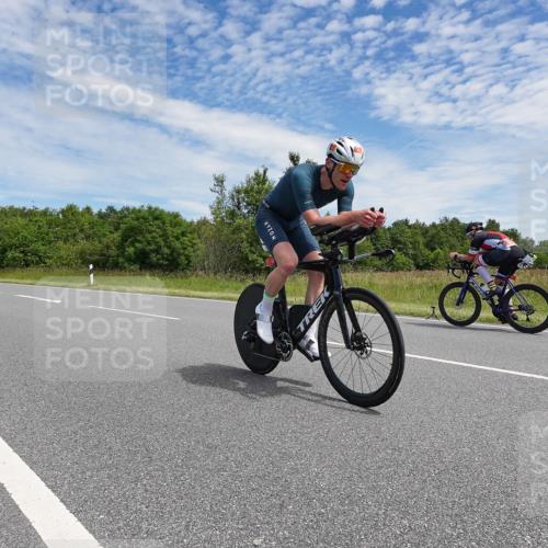 21.06.2026 - Viking Triathlon Michael Burmester http://msf.ph/oto/9874349 21.06.2026 12:48:58 Radfahren 44, 52, 316, 330, 379, 455 meine-sportfotos.de