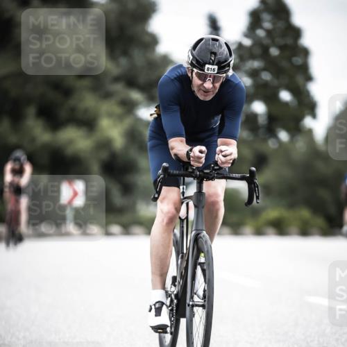 21.06.2026 - 29. Vierlanden-Triathlon H.Heesch http://msf.ph/oto/9874412 21.06.2026 12:17:11 Radfahren 636, 744, 746, 816, 871 meine-sportfotos.de