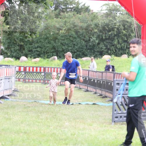 21.06.2026 - 29. Vierlanden-Triathlon Andreas Tolksdorf http://msf.ph/oto/9874413 21.06.2026 11:05:28 Ziel 346, 346 meine-sportfotos.de