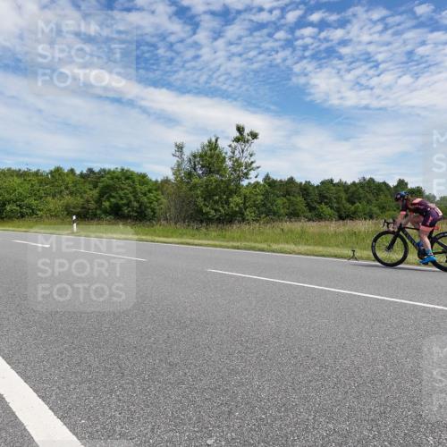 21.06.2026 - Viking Triathlon Michael Burmester http://msf.ph/oto/9874414 21.06.2026 12:50:06 Radfahren 66, 101, 549, 661 meine-sportfotos.de