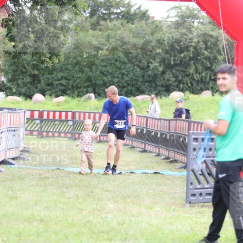 21.06.2026 - 29. Vierlanden-Triathlon Andreas Tolksdorf http://msf.ph/oto/9874420 21.06.2026 11:05:29 Ziel 346, 346 meine-sportfotos.de