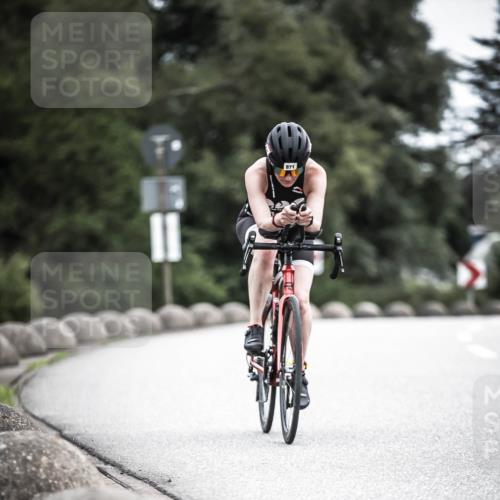 21.06.2026 - 29. Vierlanden-Triathlon H.Heesch http://msf.ph/oto/9874437 21.06.2026 12:17:14 Radfahren 636, 744, 746, 816, 871 meine-sportfotos.de