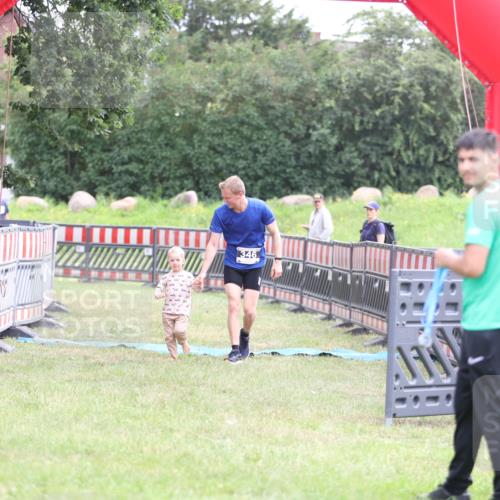 21.06.2026 - 29. Vierlanden-Triathlon Andreas Tolksdorf http://msf.ph/oto/9874440 21.06.2026 11:05:29 Ziel 346, 346 meine-sportfotos.de