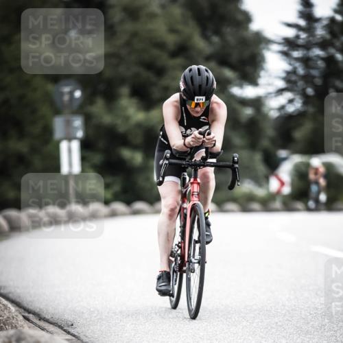 21.06.2026 - 29. Vierlanden-Triathlon H.Heesch http://msf.ph/oto/9874455 21.06.2026 12:17:14 Radfahren 636, 744, 746, 816, 871 meine-sportfotos.de