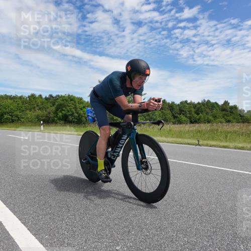 21.06.2026 - Viking Triathlon Michael Burmester http://msf.ph/oto/9874567 21.06.2026 12:52:27 Radfahren 63, 64, 75, 87, 89, 95, 118, 162, 198, 252, 411, 459, 464, 522, 552, 619 meine-sportfotos.de