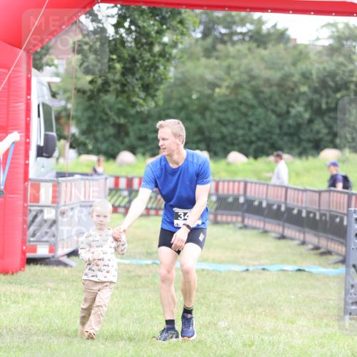 21.06.2026 - 29. Vierlanden-Triathlon Andreas Tolksdorf http://msf.ph/oto/9874570 21.06.2026 11:05:33 Ziel 337, 346, 337, 346 meine-sportfotos.de