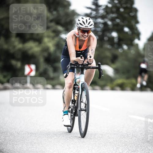 21.06.2026 - 29. Vierlanden-Triathlon H.Heesch http://msf.ph/oto/9874594 21.06.2026 12:17:22 Radfahren 41, 762, 889 meine-sportfotos.de