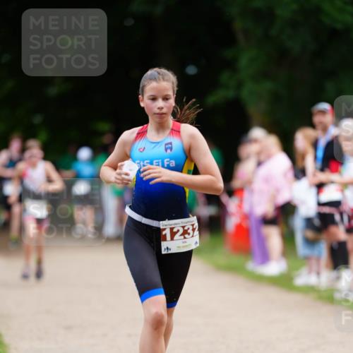 21.06.2026 - 29. Vierlanden-Triathlon LAZAROV Photography http://msf.ph/oto/9874595 21.06.2026 15:00:26 Laufen 1232 meine-sportfotos.de