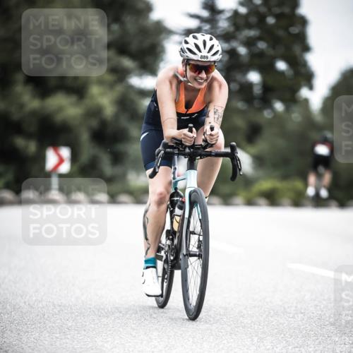 21.06.2026 - 29. Vierlanden-Triathlon H.Heesch http://msf.ph/oto/9874599 21.06.2026 12:17:22 Radfahren 41, 762, 889 meine-sportfotos.de