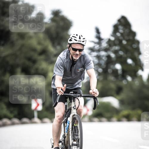 21.06.2026 - 29. Vierlanden-Triathlon H.Heesch http://msf.ph/oto/9874656 21.06.2026 12:17:41 Radfahren 641, 751, 877, 895 meine-sportfotos.de