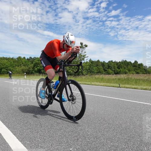 21.06.2026 - Viking Triathlon Michael Burmester http://msf.ph/oto/9874726 21.06.2026 12:53:47 Radfahren 237, 431, 545, 652 meine-sportfotos.de