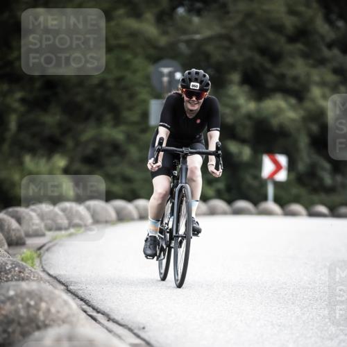 21.06.2026 - 29. Vierlanden-Triathlon H.Heesch http://msf.ph/oto/9874728 21.06.2026 12:18:13 Radfahren 276, 821, 838, 860 meine-sportfotos.de
