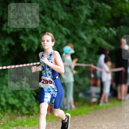 21.06.2026 - 29. Vierlanden-Triathlon LAZAROV Photography http://msf.ph/oto/9874729 21.06.2026 15:08:16 Laufen 026, 299 meine-sportfotos.de