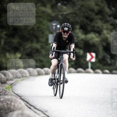 21.06.2026 - 29. Vierlanden-Triathlon H.Heesch http://msf.ph/oto/9874732 21.06.2026 12:18:13 Radfahren 276, 821, 838, 860 meine-sportfotos.de