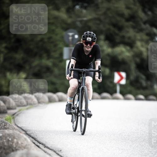 21.06.2026 - 29. Vierlanden-Triathlon H.Heesch http://msf.ph/oto/9874736 21.06.2026 12:18:13 Radfahren 276, 821, 838, 860 meine-sportfotos.de