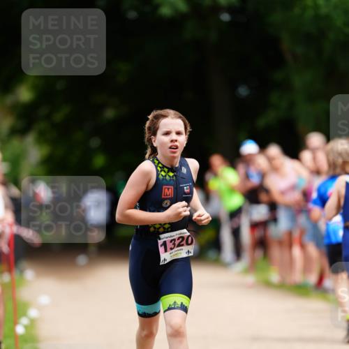 21.06.2026 - 29. Vierlanden-Triathlon LAZAROV Photography http://msf.ph/oto/9874737 21.06.2026 15:08:22 Laufen 1320 meine-sportfotos.de