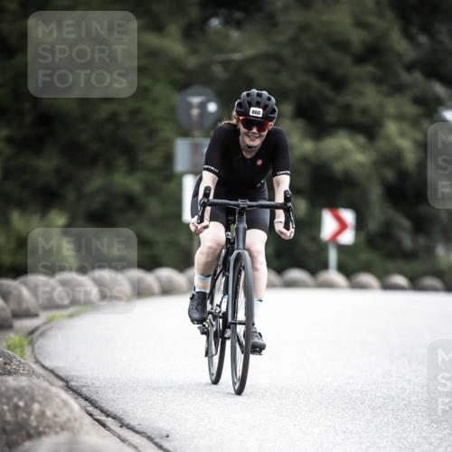 21.06.2026 - 29. Vierlanden-Triathlon H.Heesch http://msf.ph/oto/9874739 21.06.2026 12:18:13 Radfahren 276, 821, 838, 860 meine-sportfotos.de